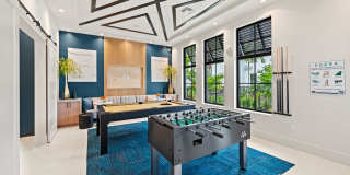 Edera Palm Springs Gallery 29