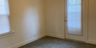 2-bed home across from Glenn Park! Gallery 17