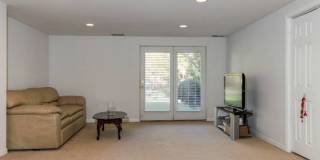 68 Main Street Gallery 12