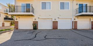 Available now!!Welcome to this charming 2-bedroom, 2-bathroom Condo in Sterling Heights, MI. Gallery 23