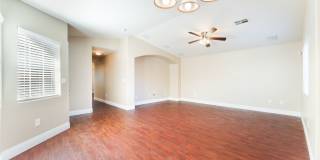 Spacious 3-Bed, 2-Bath Home with All Appliances Included! Gallery 5
