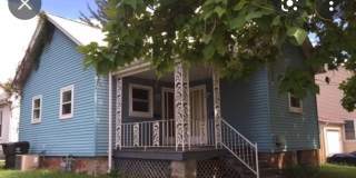 407 N Clinton St Gallery 1