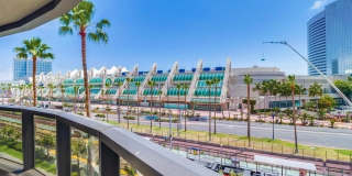 100 Harbor Drive Gallery 18