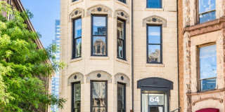 642 N Dearborn Street Gallery 1