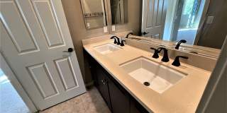 $500 OFF FIRST MONTH!! Spacious 4 bedroom, 3 bath Condo in Irvine! $500 OFF FIRST MONTH!! Spacious 4 bedroom, 3 bath Condo in Irvine! Gallery 31