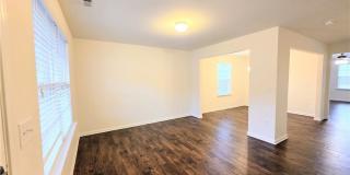 331 Botanical Court Gallery 10