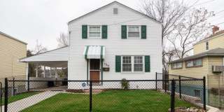 AVAILABLE JULY 1ST!! DON'T MISS this FANTASTIC home in a PRIME LOCATION! AVAILABLE JULY 1ST!! DON'T MISS this FANTASTIC home in a PRIME LOCATION! Gallery 1