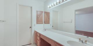 9231 LINBROOKE Gallery 20