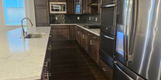 Spacious 5 Bedroom in Convenient North Creek Ridge, Bothell Location Gallery 9