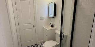 215 Walnut Street Gallery 16