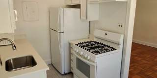 4491 MACARTHUR Boulevard NW unit: 303 Gallery 3