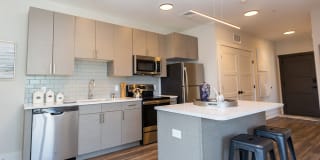 Walnut Street Commons Gallery 9