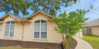 903 Crepe Myrtle Gallery 1