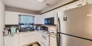 Room in 2 Bedroom Home at Wellington Chase Ct Gallery 1