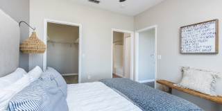 Lake House Apartments Gallery 49