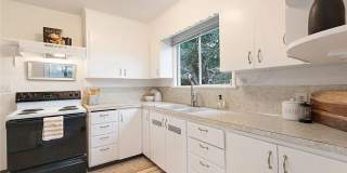 Amazing Richmond Beach Retreat 2bd 2ba Gallery 6