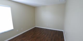 AMAZINGLY SPACIOUS 4-Bedroom Home with Loft in Gated Northshore at Lake Hart – Golf, Tennis & Lake Access! Gallery 11