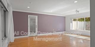 2725 N Myrtle Ave Gallery 6