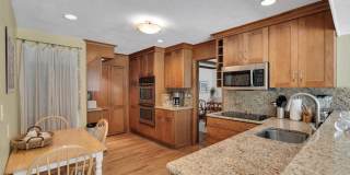 10 Chicago Boulevard Gallery 6