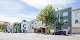1424 VALENCIA Apartments Gallery 3