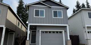 Beautiful Three Bedroom New Construction Home For Rent Gallery 1