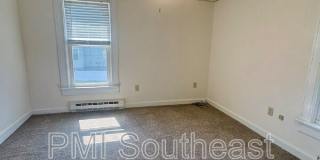285 Montauk Avenue Gallery 17