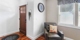 Parker Townhome: Luxurious Furnished Townhome, Attached 2 Car Garage, $300 Utility Fee Parker Townhome: Luxurious Furnished Townhome, Attached 2 Car Garage, $300 Utility Fee Gallery 10