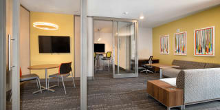 Radius Uptown Apartments Gallery 26