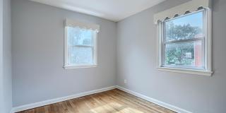 7114 GREENWOOD Avenue Gallery 12