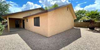Cute 3 Bedroom Home in Center of Kingman! Gallery 32