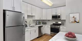 Crystal Plaza Apartments Gallery 26