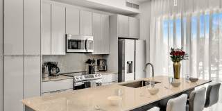 2100 Miami Rd Gallery 4