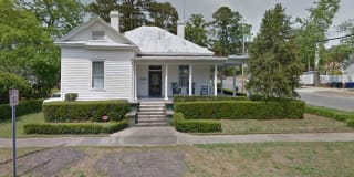 212 East Capitola Avenue Gallery 1