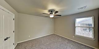 4 Bedroom 2 Bathroom Home in East Edmond with 3 Car Garage - Edmond Schools Gallery 22