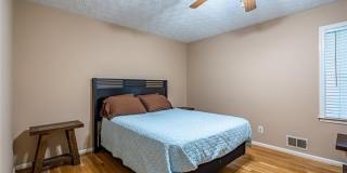 465-A Dobbs Road Gallery 21