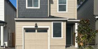 New Construction 4 BD Vancouver Home with Covered Patio Gallery 1