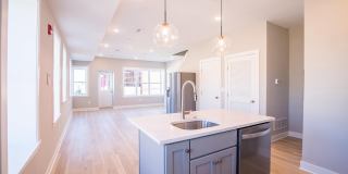 129 S 49TH Street unit: 2R Gallery 1