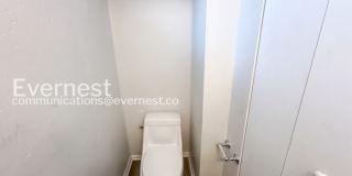 11912 Beacon Avenue Gallery 21