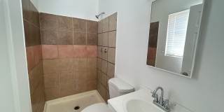 No HOA! 3 Bedroom 2 Bathroom House! Gallery 10