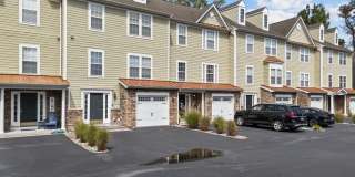 13 HULL Lane unit: 2 Gallery 1