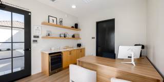 Glen at Fontana Gallery 15