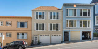 Stunning, Pet Friendly Edwardian 2BR Remodel in Prime location Gallery 1