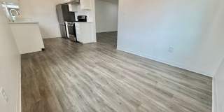 Spacious 2BD with Private Laundry Room, Garage Parking & Private Entrance Spacious 2BD with Private Laundry Room, Garage Parking & Private Entrance Gallery 6