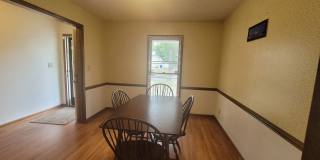 3 Bedroom, 2 Bath Ranch Home Minutes from Shopping, Eateries, and Restuarants! Gallery 4