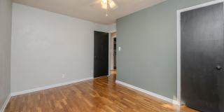 2920 FEATHERSTON AVENUE Gallery 18