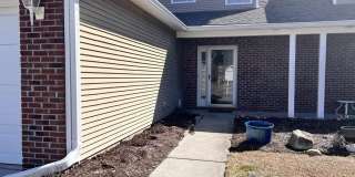 3 Bedroom & 2.5 Bathroom Townhouse Gallery 1