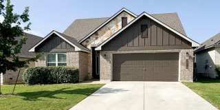 Perfect home in a perfect location! Gallery 1