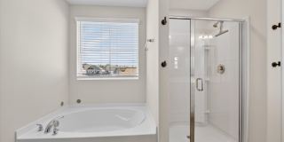 MOVE IN READY!-$500 OFF THE FIRST MONTHS RENT!-MOVE IN SPECIAL-BONUS ROOM!! Gallery 27