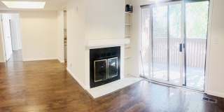 South Anchorage Condo with Balcony, Garage, and Laundry in unit! Gallery 9