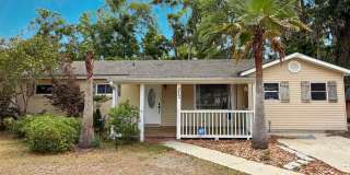 Cottage style home Gallery 1